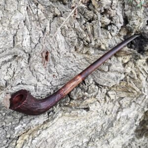 Pipe écorcée longue.