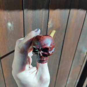 pipe crâne sculpté